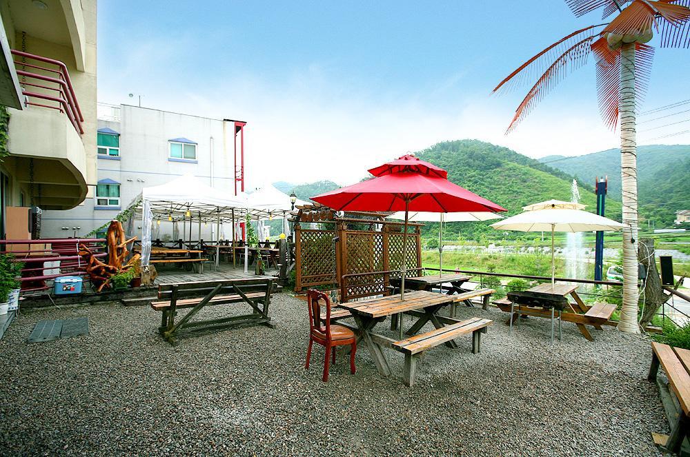 Gangchon Beautiful Pension Chuncheon Exterior foto