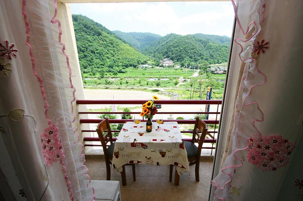 Gangchon Beautiful Pension Chuncheon Exterior foto